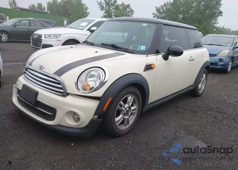 2013 Mini Hardtop Cooper from USA, damaged, VIN WMWSU3C54DT544122